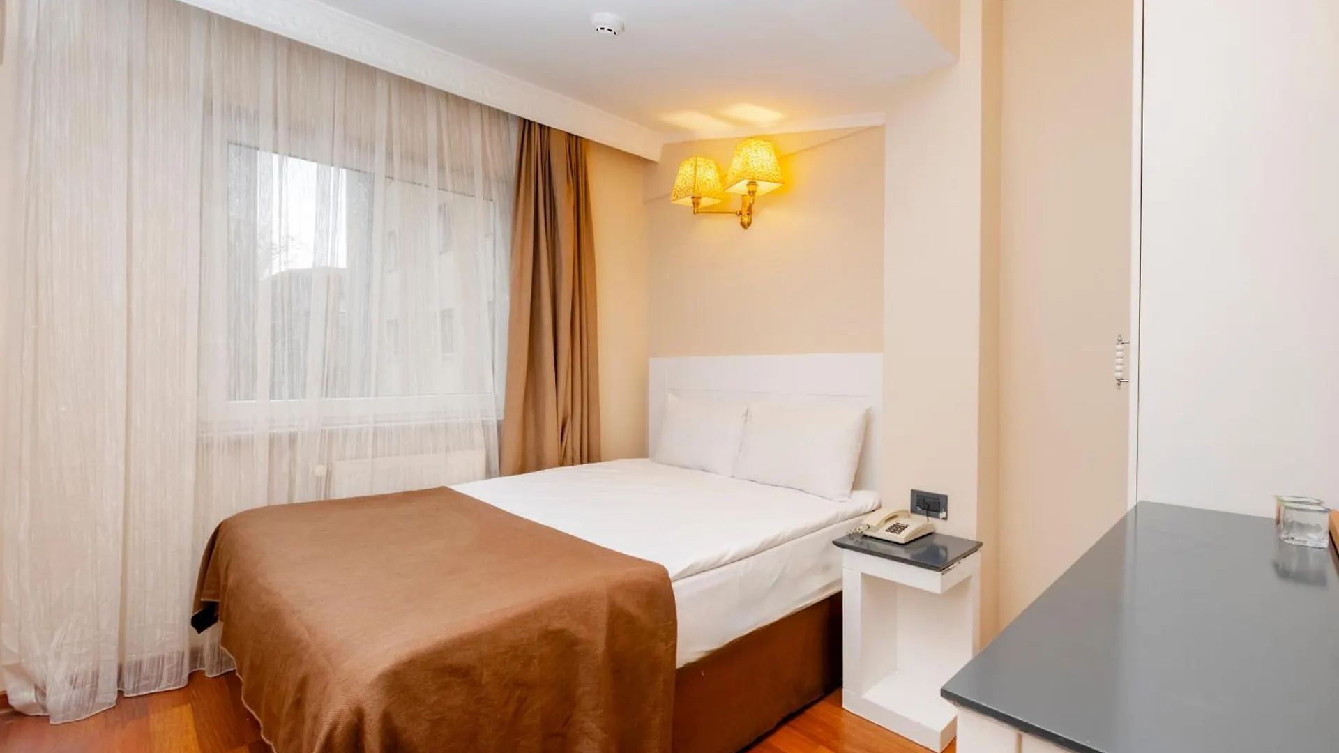 ***  Peak Star Hotel Istanbul Turkey