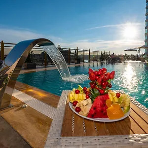 5* Ξενοδοχείο Ramada By Wyndham Pera Taksim