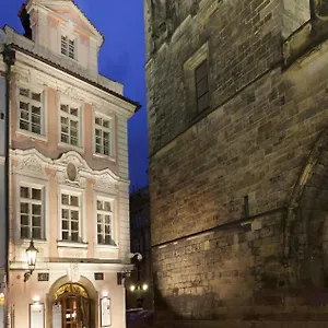 Pod Vezi 4* Prag
